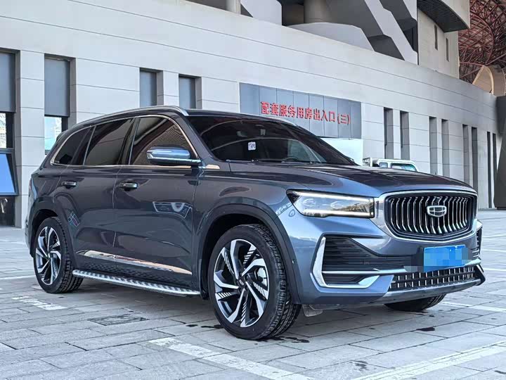 Фото 3 - Geely Monjaro