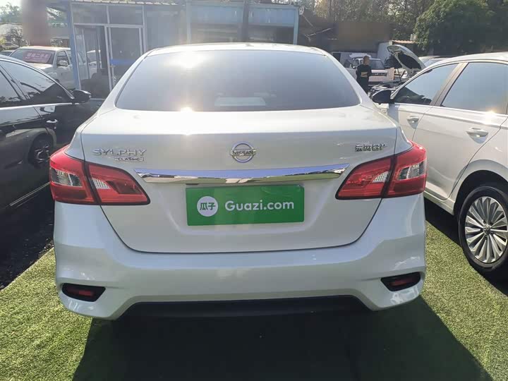 Фото 6 - Nissan Sylphy