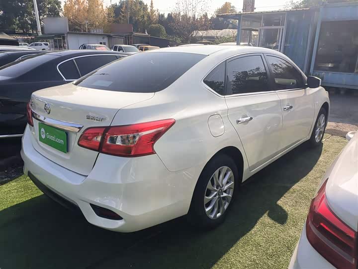 Фото 7 - Nissan Sylphy
