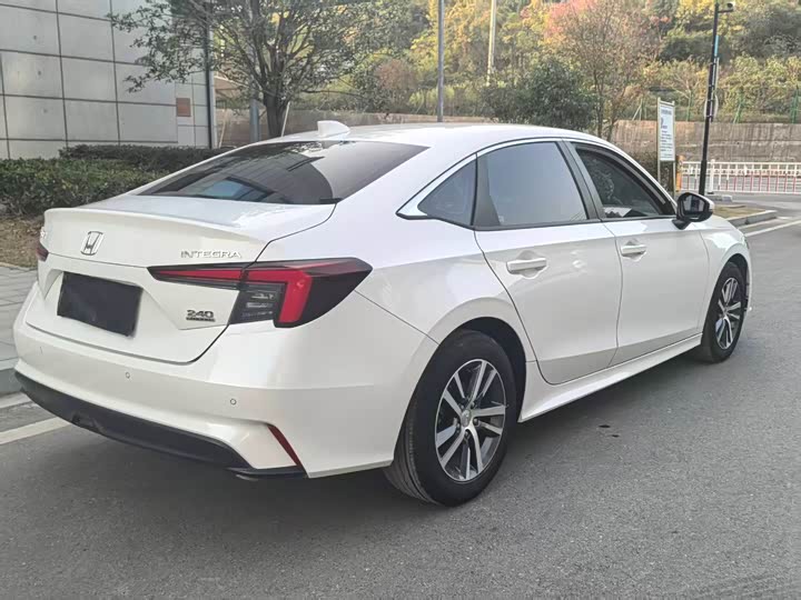 Фото 5 - Honda Integra