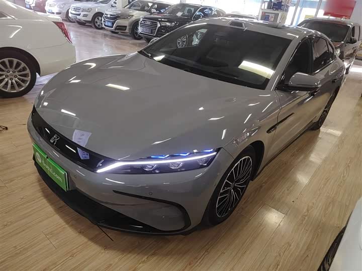 Фото 2 - BYD Han