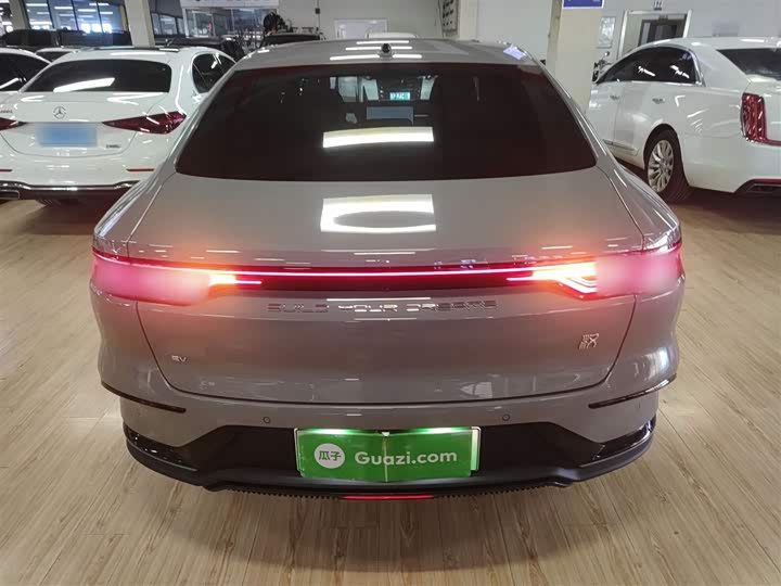 Фото 6 - BYD Han