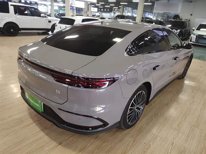 Фото 7 - BYD Han