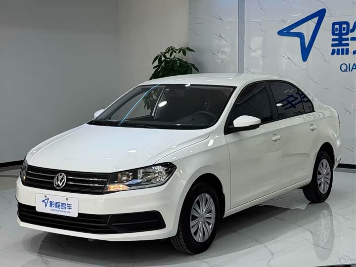 Фото 1 - Volkswagen Santana