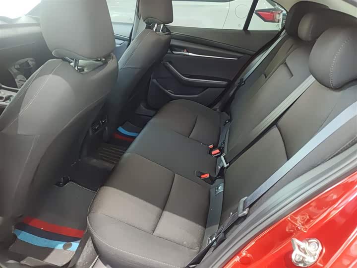 Фото 16 - Mazda 3 (Axela)