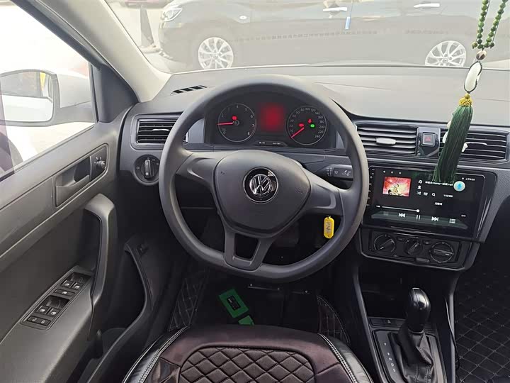 Фото 11 - Volkswagen Santana