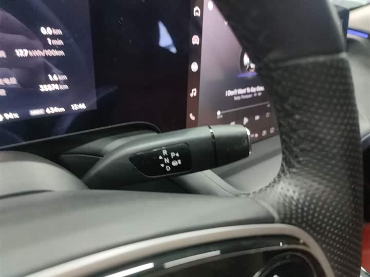 Фото 14 - XPeng P7