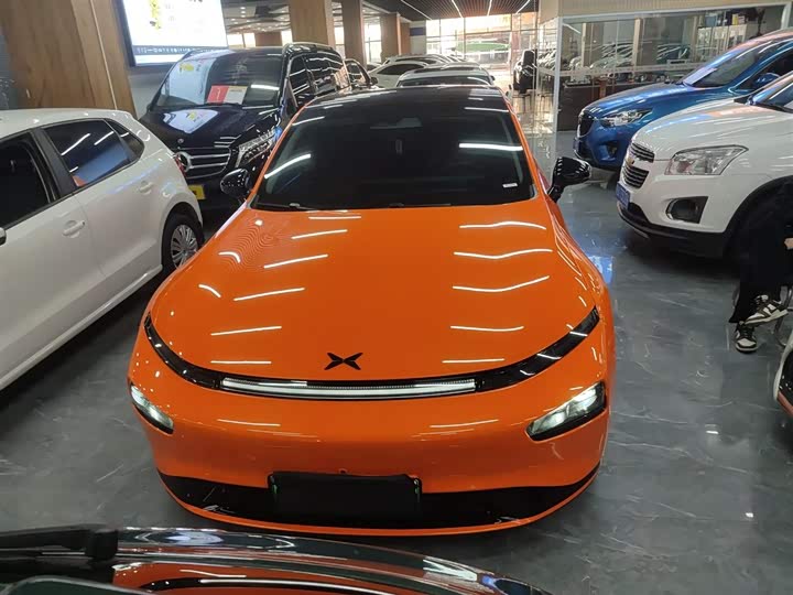 Фото 3 - XPeng P7