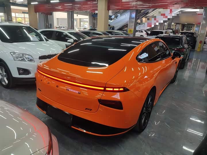Фото 7 - XPeng P7