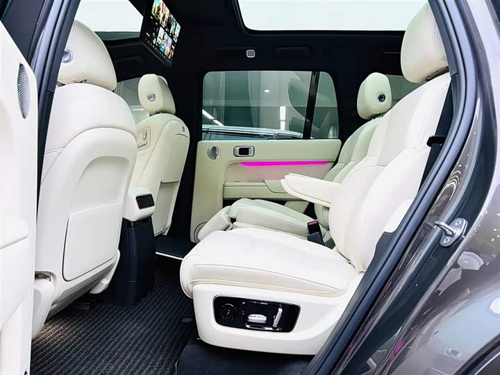 Фото 15 - LiXiang L9