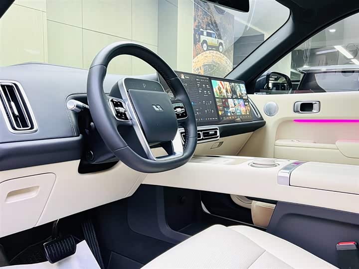 Фото 8 - LiXiang L9