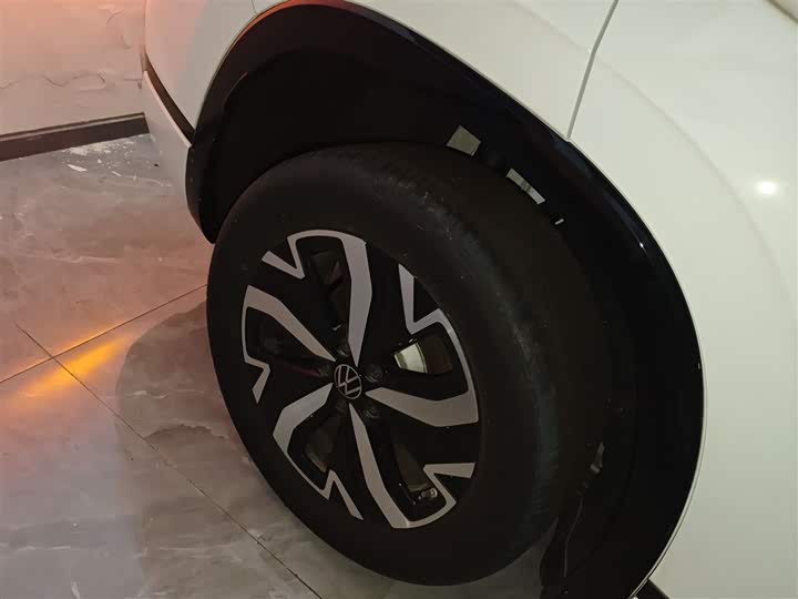 Фото 26 - Volkswagen Tayron GTE Hybrid