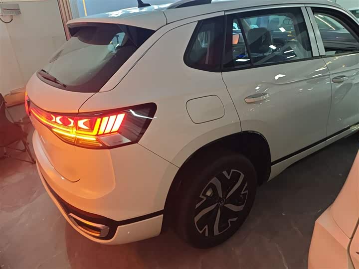 Фото 7 - Volkswagen Tayron GTE Hybrid