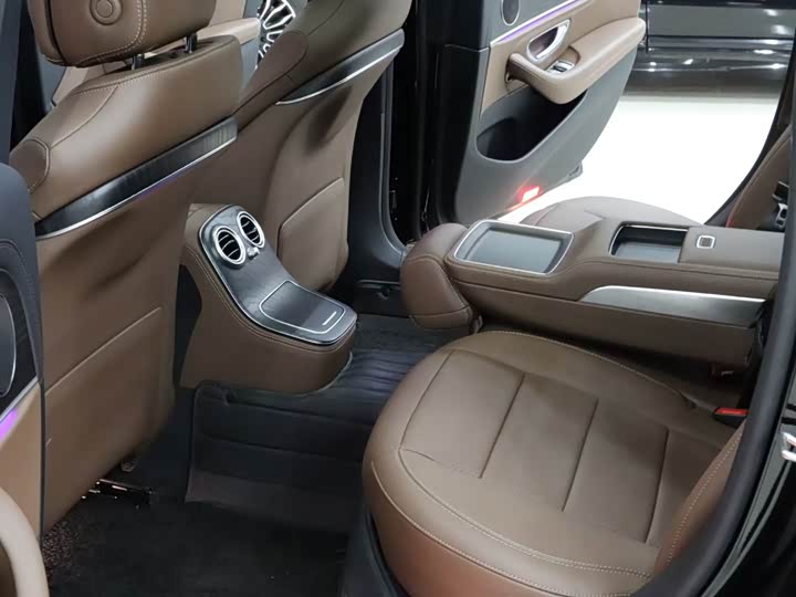 Фото 7 - Mercedes-Benz E-Class Hybrid