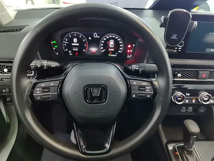 Фото 4 - Honda Civic