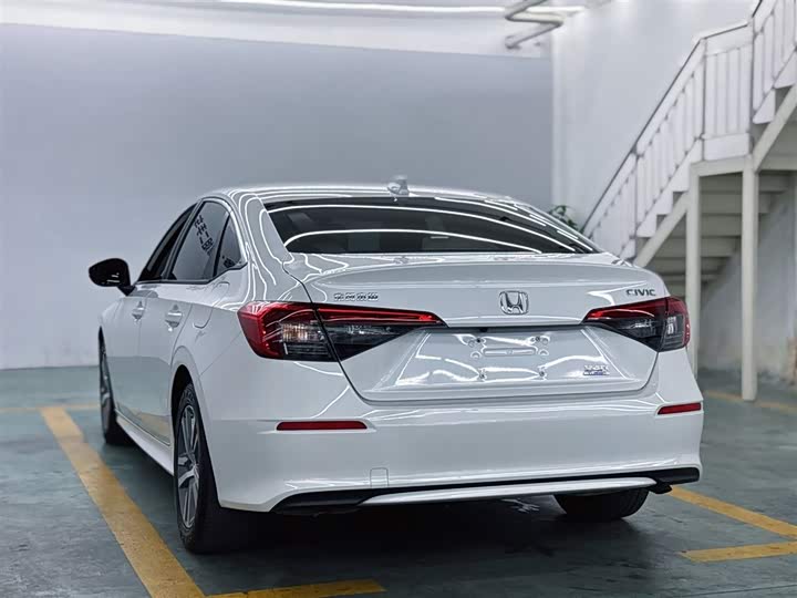 Фото 9 - Honda Civic