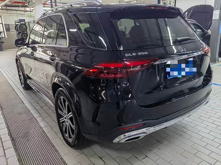 Фото 2 - Mercedes-Benz GLE-Class