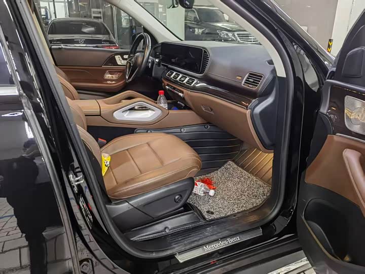 Фото 9 - Mercedes-Benz GLE-Class