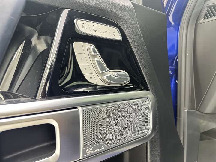 Фото 13 - Mercedes-Benz G-Class