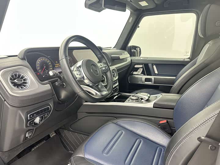 Фото 14 - Mercedes-Benz G-Class