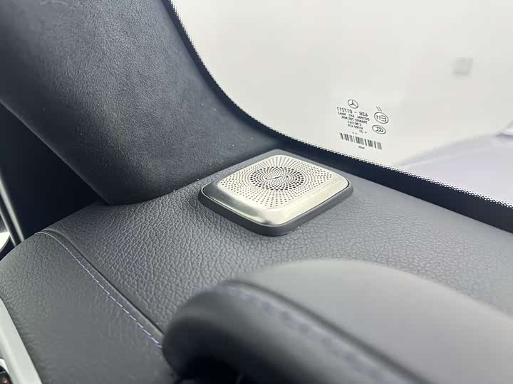 Фото 17 - Mercedes-Benz G-Class