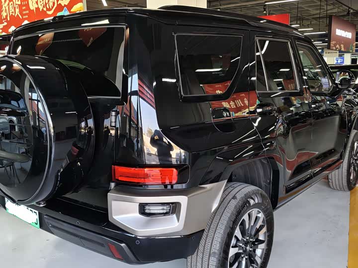 Фото 19 - Tank 700 Hybrid