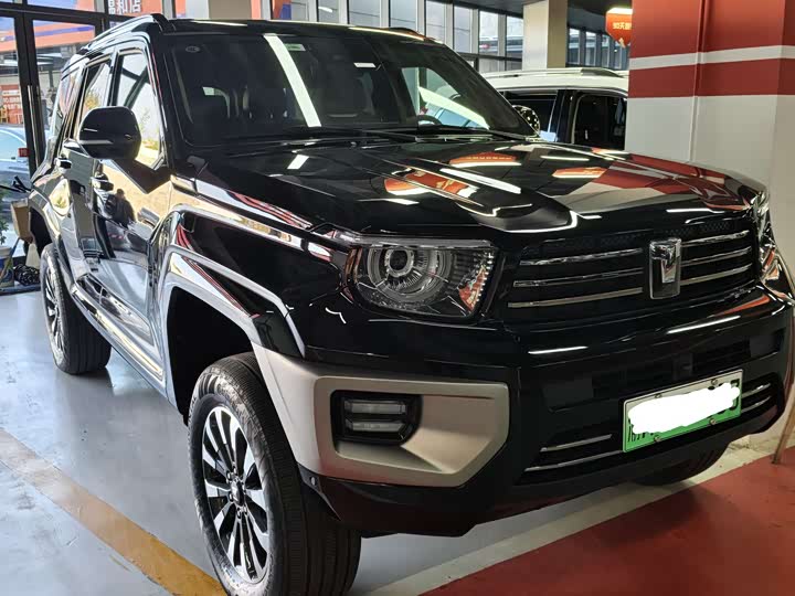 Фото 3 - Tank 700 Hybrid