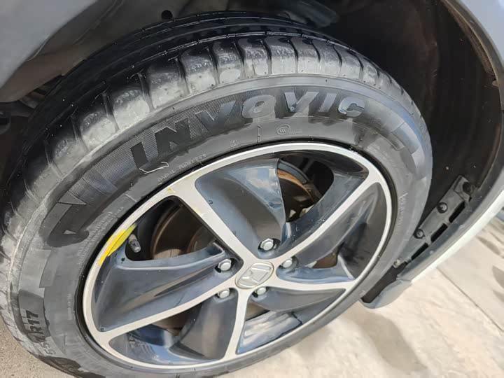 Фото 10 - Honda Vezel