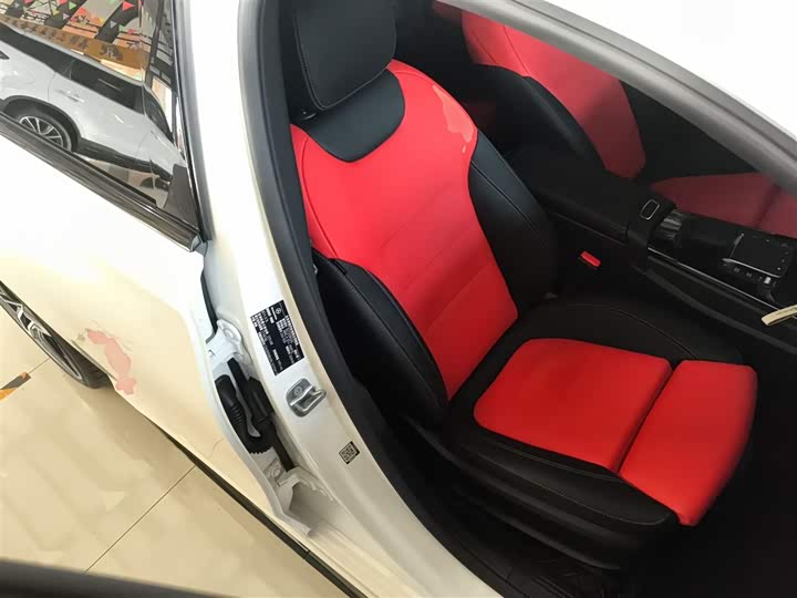 Фото 24 - Mercedes-Benz A-Class AMG