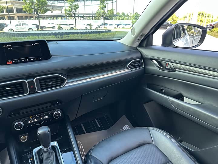 Фото 13 - Mazda CX-5