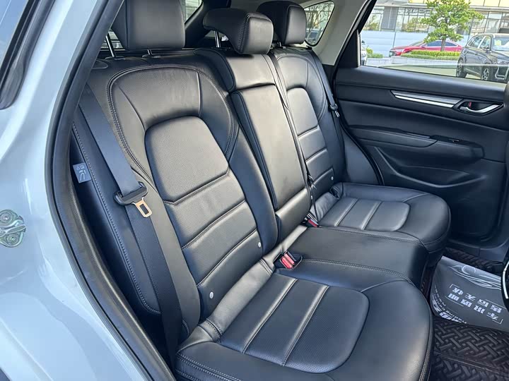 Фото 15 - Mazda CX-5