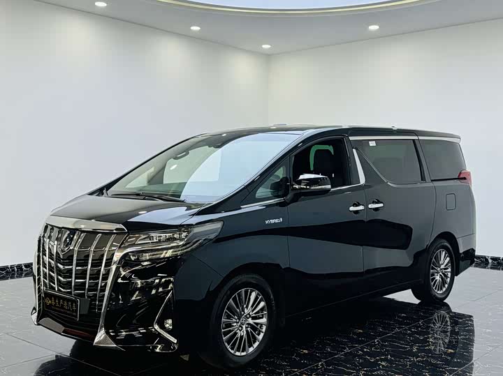 Фото 1 - Toyota Alphard