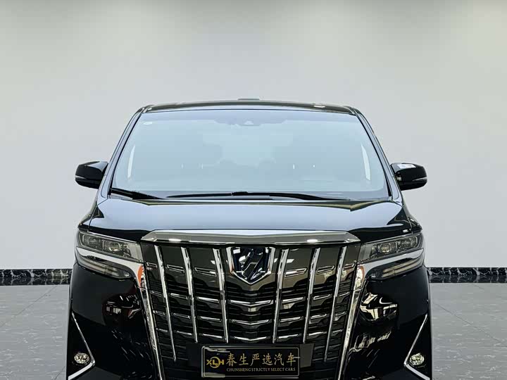 Фото 2 - Toyota Alphard