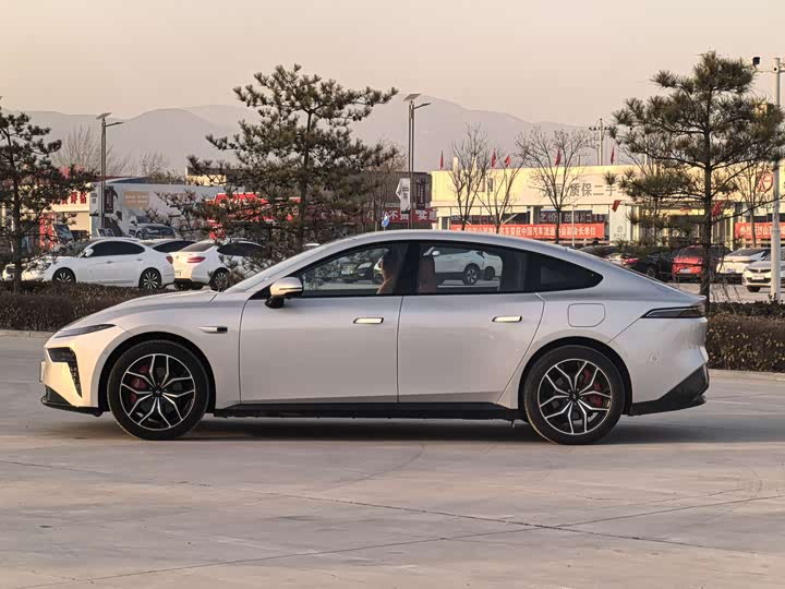 Фото 3 - Dongfeng Yipai eπ 007