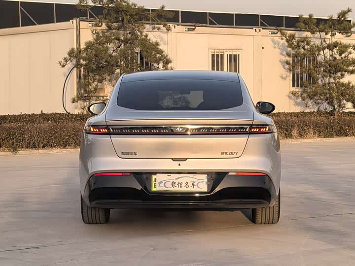 Фото 4 - Dongfeng Yipai eπ 007