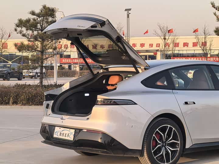 Фото 7 - Dongfeng Yipai eπ 007