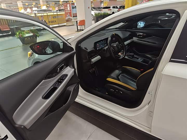 Фото 16 - GAC Trumpchi Empow R