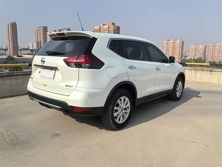 Фото 7 - Nissan X-Trail