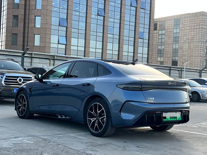 Фото 4 - BYD Seal