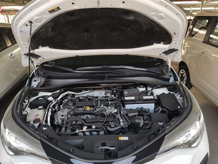 Фото 20 - Toyota Izoa