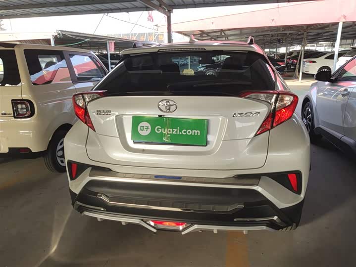 Фото 6 - Toyota Izoa