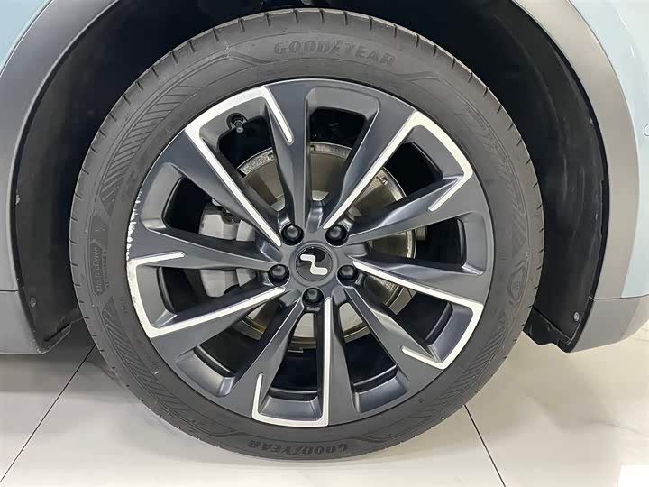 Фото 6 - Nio Onvo L60