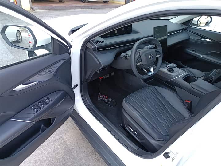 Фото 16 - Changan Eado Plus