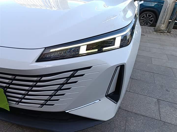 Фото 24 - Changan Eado Plus