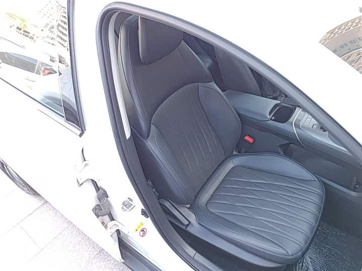 Фото 25 - Changan Eado Plus