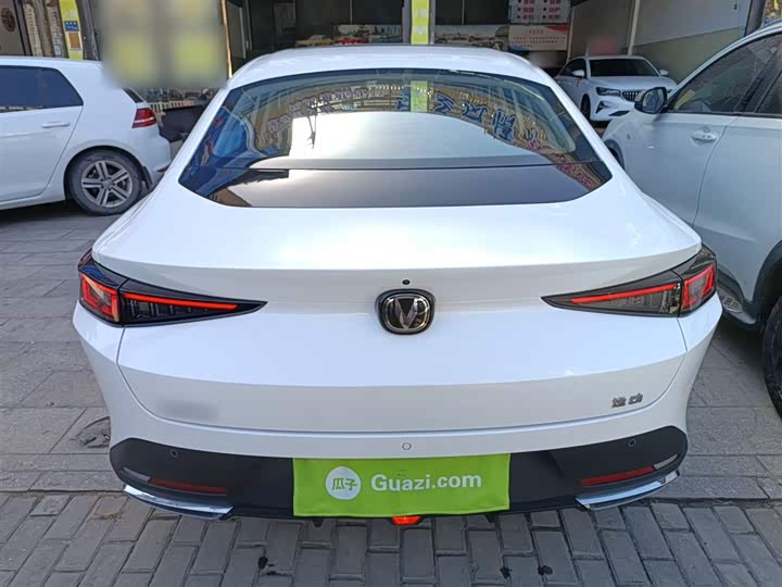 Фото 6 - Changan Eado Plus