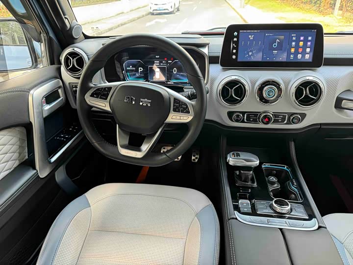 Фото 12 - BAIC Beijing BJ40