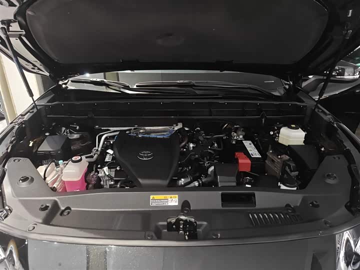 Фото 20 - Toyota Highlander