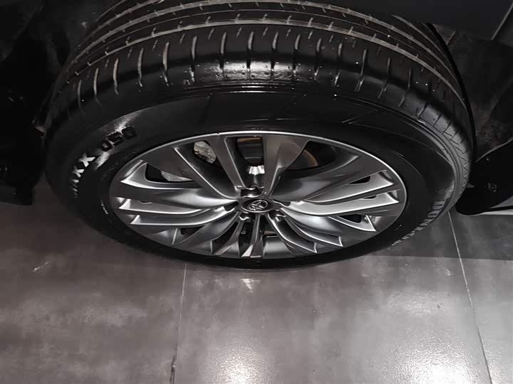 Фото 26 - Toyota Highlander