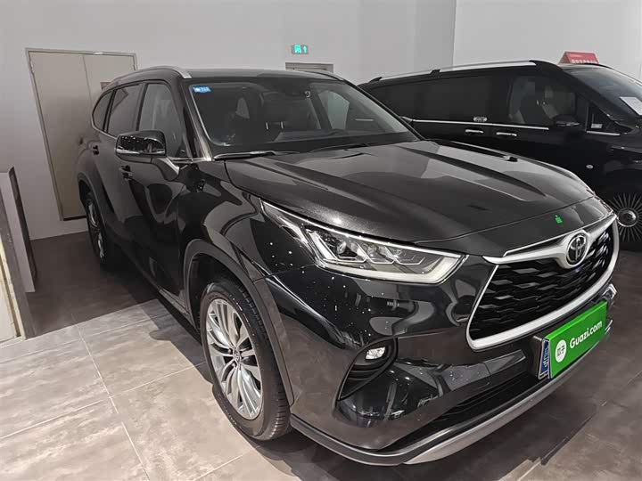 Фото 4 - Toyota Highlander